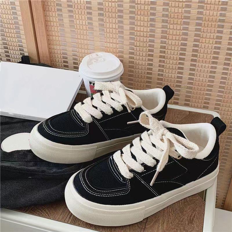 New Casual Flat-soled Lace-up Comfortable Walking Shoes Fashionable Round-toe Breathable Vulcanized Shoes Women Sneakers