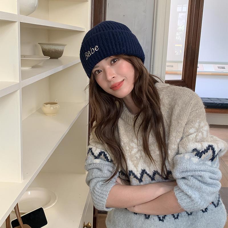 Letter Embroidered Woolen Hat Autumn and Winter Versatile Men and Women Outdoor Cycling Warm Pullover Knitted Woolen Hat
