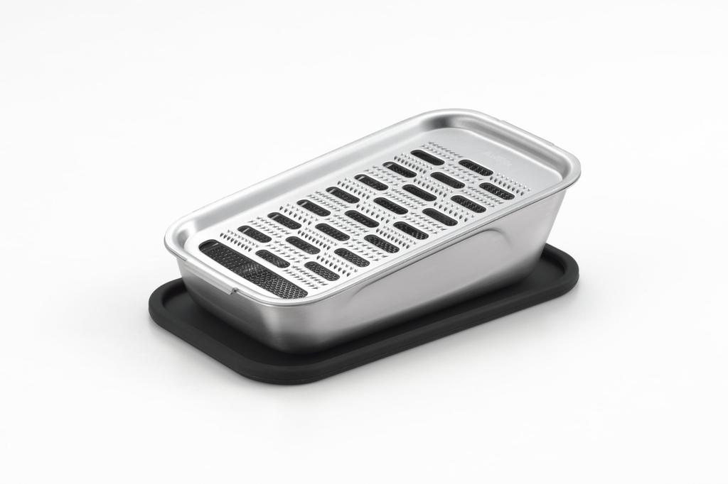 Tsuboe Premium Grater Box for Daikon Radish Made in -hako- Grater, Japan, Tsubame-Sanjo