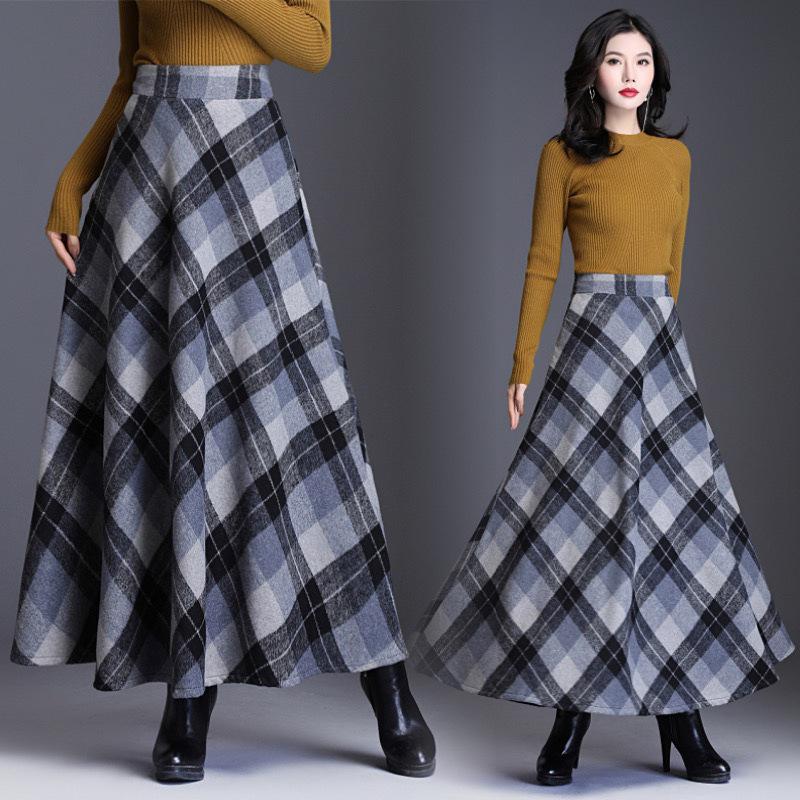 Women's 2024 Autumn/Winter Korean Plaid Wool-Blend A-Line Midi Skirt - Slimming, Thickened, Large Hem
