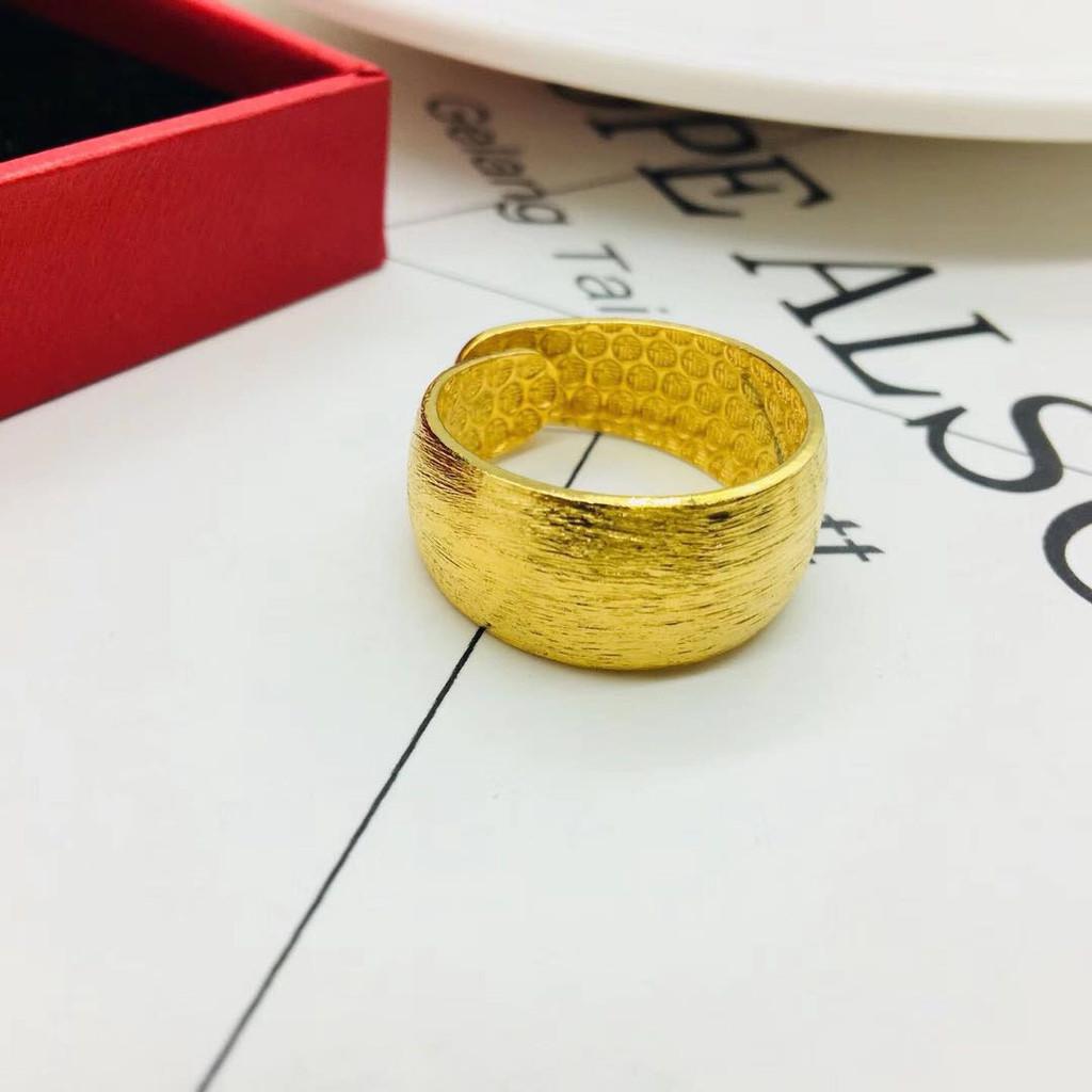 Gold Plated Unique Couples Ring With Chic Matte And Polished Styles For Occasion Any