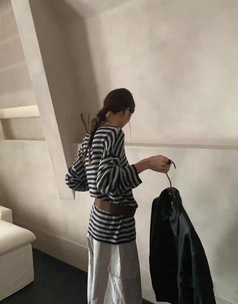 Vintage Striped Hollow-Out Long Sleeve Knitwear for Women - 2025 Autumn Loose Lazy Style Trendy Top