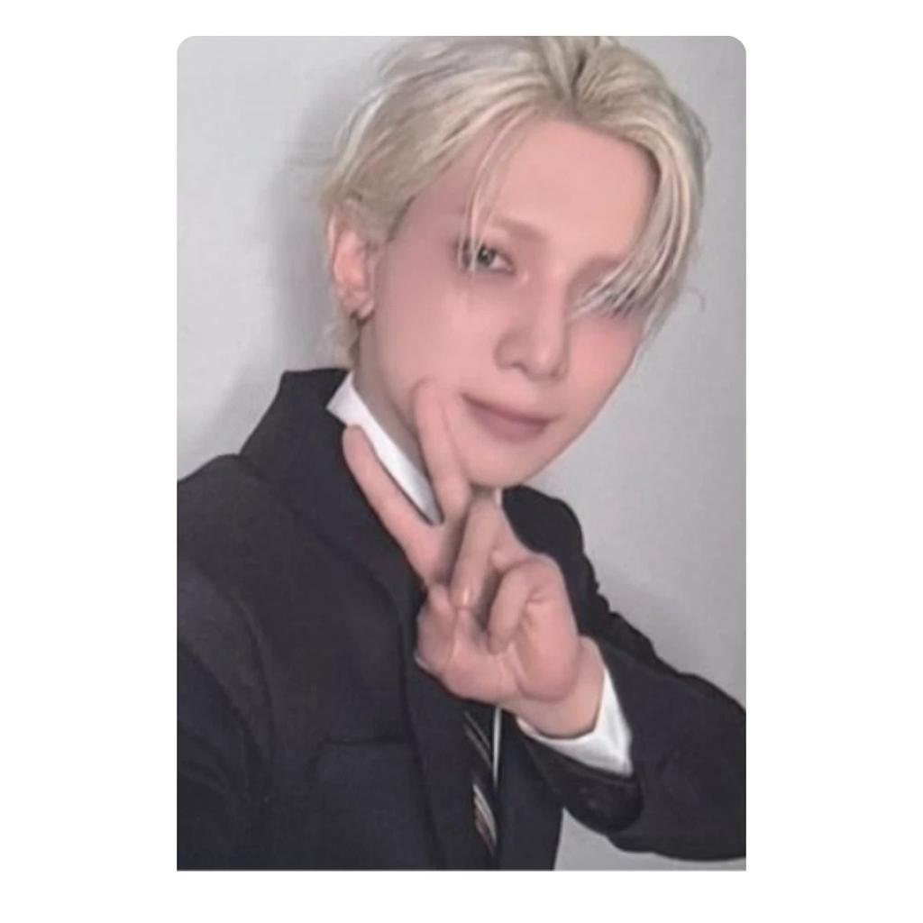 PRZEDSPRZEDAŻ 13. MINI ALBUMU ATEEZ GOLDEN HOUR : Część 4 KARTKA ZE ZDJĘCIEM POCA JAPAN POB OFICJALNA