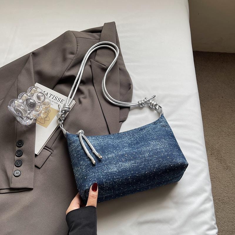 Denim bag women's large-capacity new summer versatile casual niche shoulder messenger bag dumpling bag