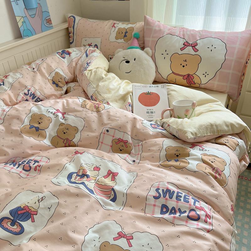 Cztero-częściowy Słodki Mały Świeży Bawełniany Trzy-częściowy Poszwa na Kołdrę Arkusz Łóżkowy Zestaw Dormitory