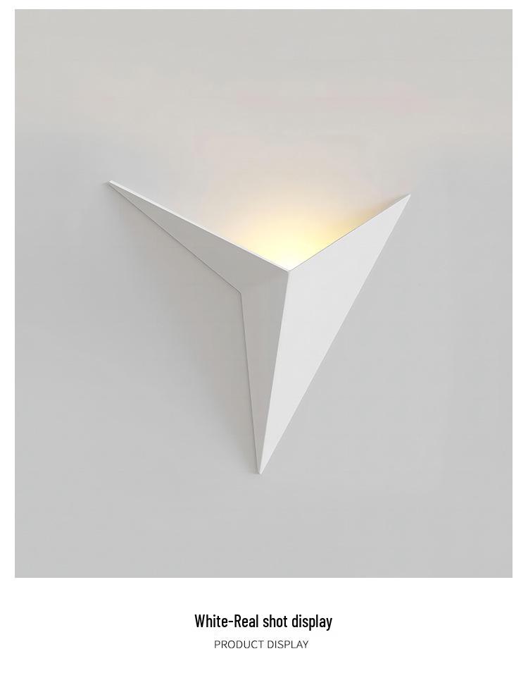 Nordic Luxury Wrought Iron Wall Lamp for Modern Spaces