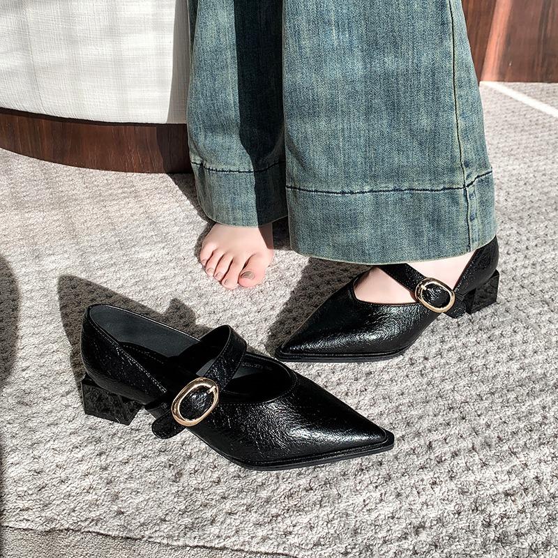 Fashion Spring New Mid-heel Shoes Women's Fashion Pointed Head Shallow Mouth with Metal Buckle Non-slip Wear-resistant Single Shoes