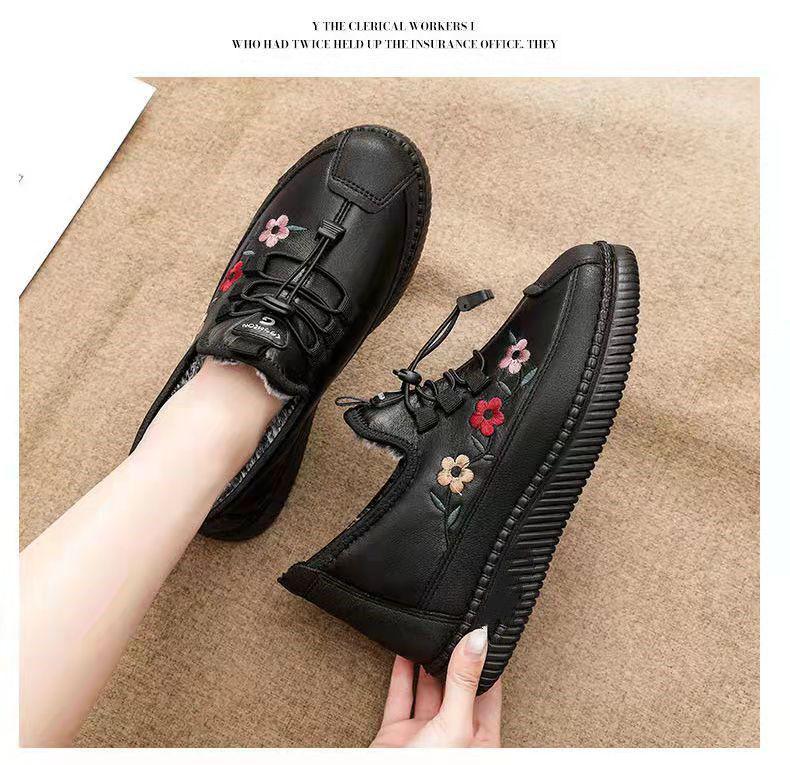 Women's Winter Non-Slip Cotton Grandma Boots - Warm, Thickened Flat-Bottom Shoes for Middle-Aged & Elderly