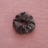 IDMT pop scrunchie (Brown)