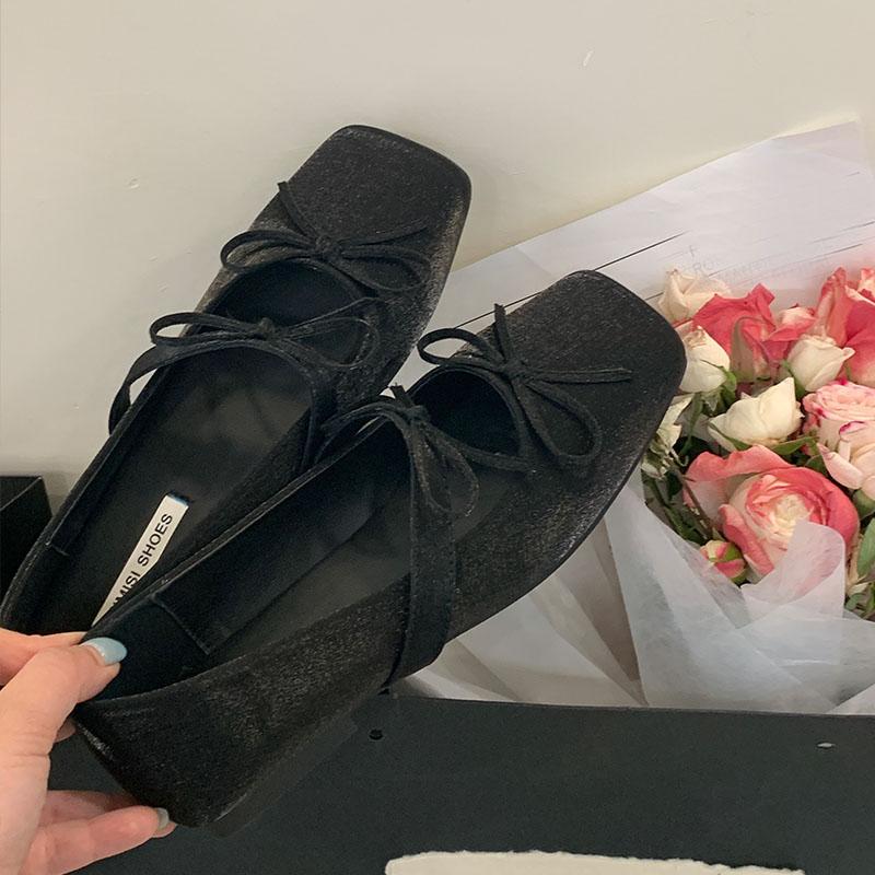 

Мода 2025 Новая мода Туфли-лодочки женские с бантом-бабочкой Плоская обувь Мелкая Женская Обувь с квадратным носком Шелк Женские Балетки Обувь Слипоны 35 чёрный