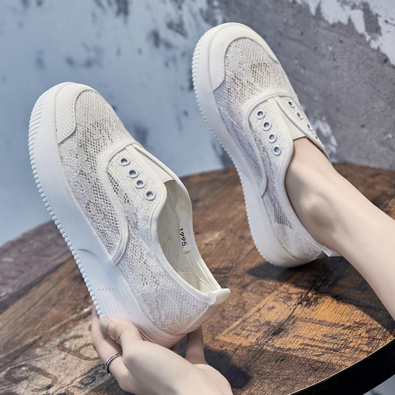Little white shoes women's new summer flat-soled sandals thick-soled lace mesh breathable one-pedal fisherman shoes