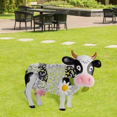 Yousheng Cow Solar Garden Light Hollow Design IP45 Waterproof Color-Changing Metal Decorative Lamp Cow Statue LED Light