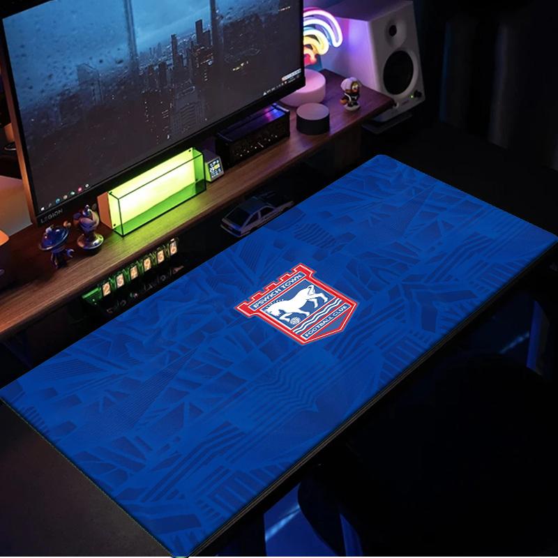 Ipswich FC Crest Mouse Pad, Rubber Base, Mouse Pad for Gamers and Office Use, Gaming Desk , Easy To Clean Mat Christmas fan gifts