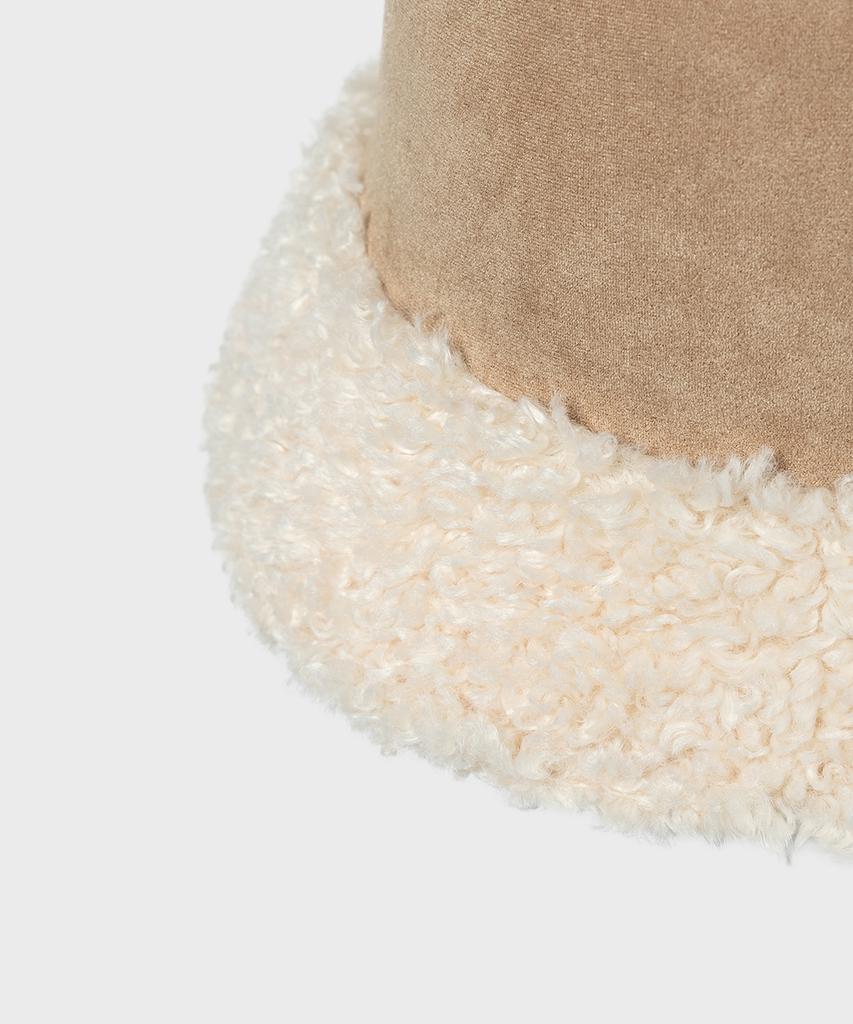 FALLETT Reversible Shearling Bucket Hat Beige