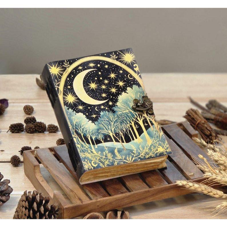 

Гримуар Кожаный журнал, Журнал с принтом Древо Жизни, Пустая Книга Теней для заклинаний, Небесный кожаный журнал, Подарки для него, для нее 7 x 5 in - 100 Page