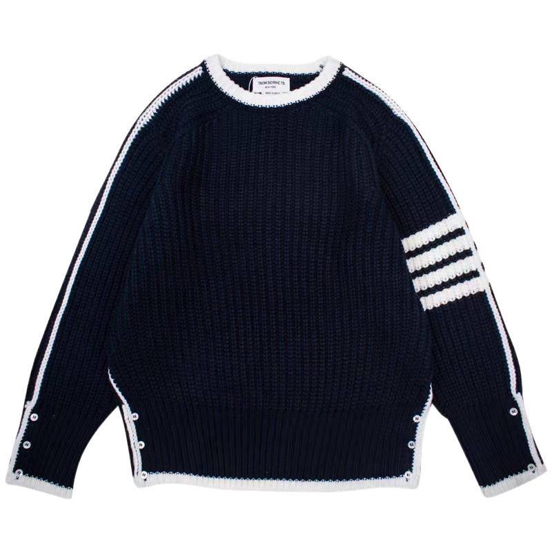 Men's Trendy Four-Stripe Round Neck Sweater, Korean Style, Loose-Fit, Thick Knit for Autumn/Winter.