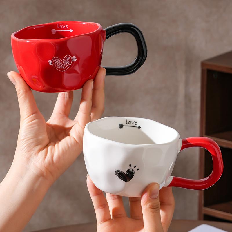 Gift Box Cute Creative Personality Love Mug with Couple Pair Souvenir Gift Ceramic Cup with Spoon Water Cup