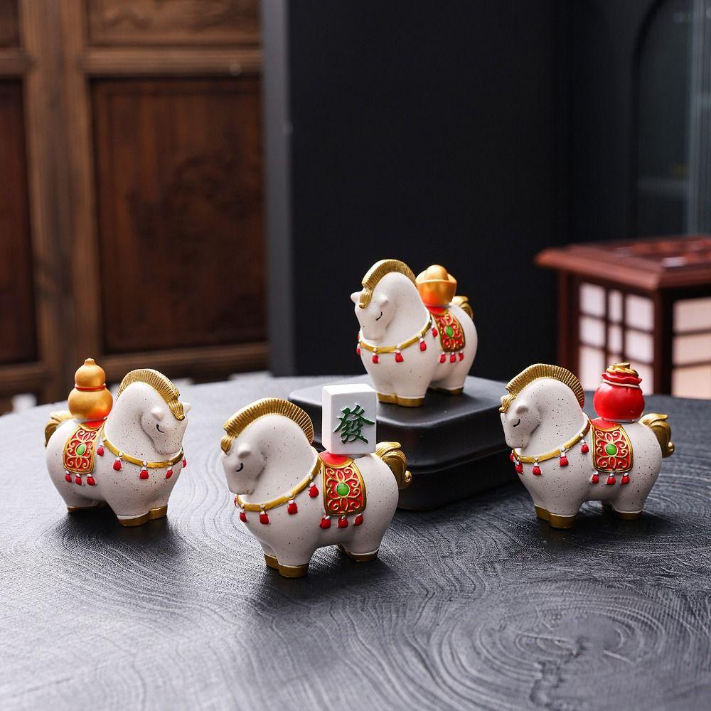 Resin Horse Miniature Horse Mascot Desktop Ornament Cute Zodiac Horse Ornaments  Bookshelf