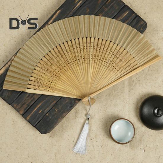 Folding Fan with Tassel Hollow Out Faux Silk Bamboo Stronge Hinge Chinese Vintage Style Photo Prop Party Decoration Supply Classical Dance Prop