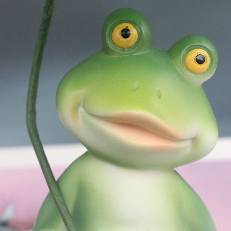 Weather Resistant Frogs Garden Statue With Umbrella Resin Statue Decoration For Yard Aquariums Landscape Props