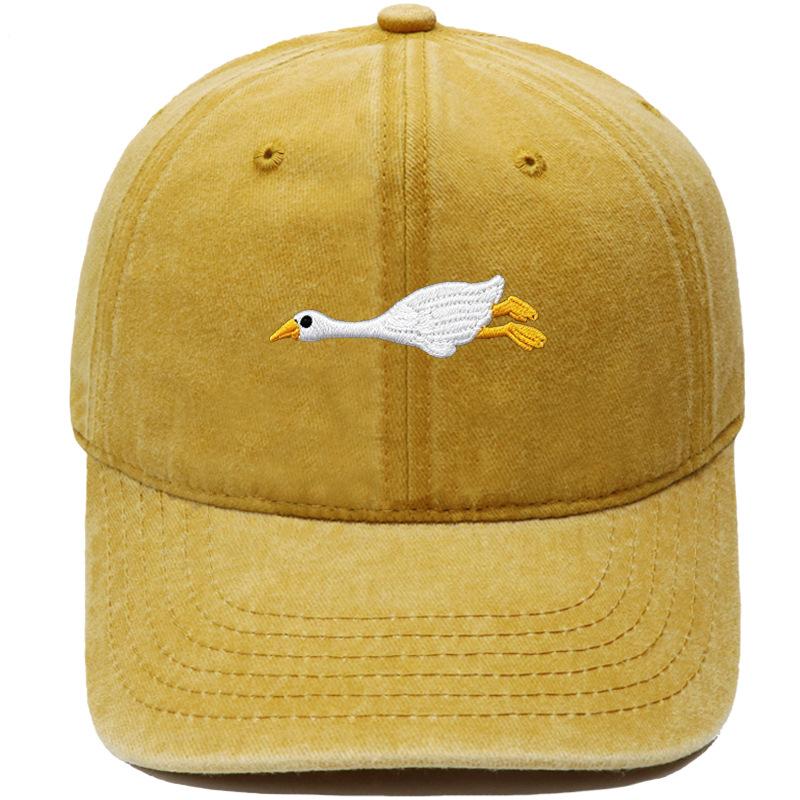 Cute lazy big white goose embroidered baseball cap washed retro dad hat men's and women's casual sunshade cap