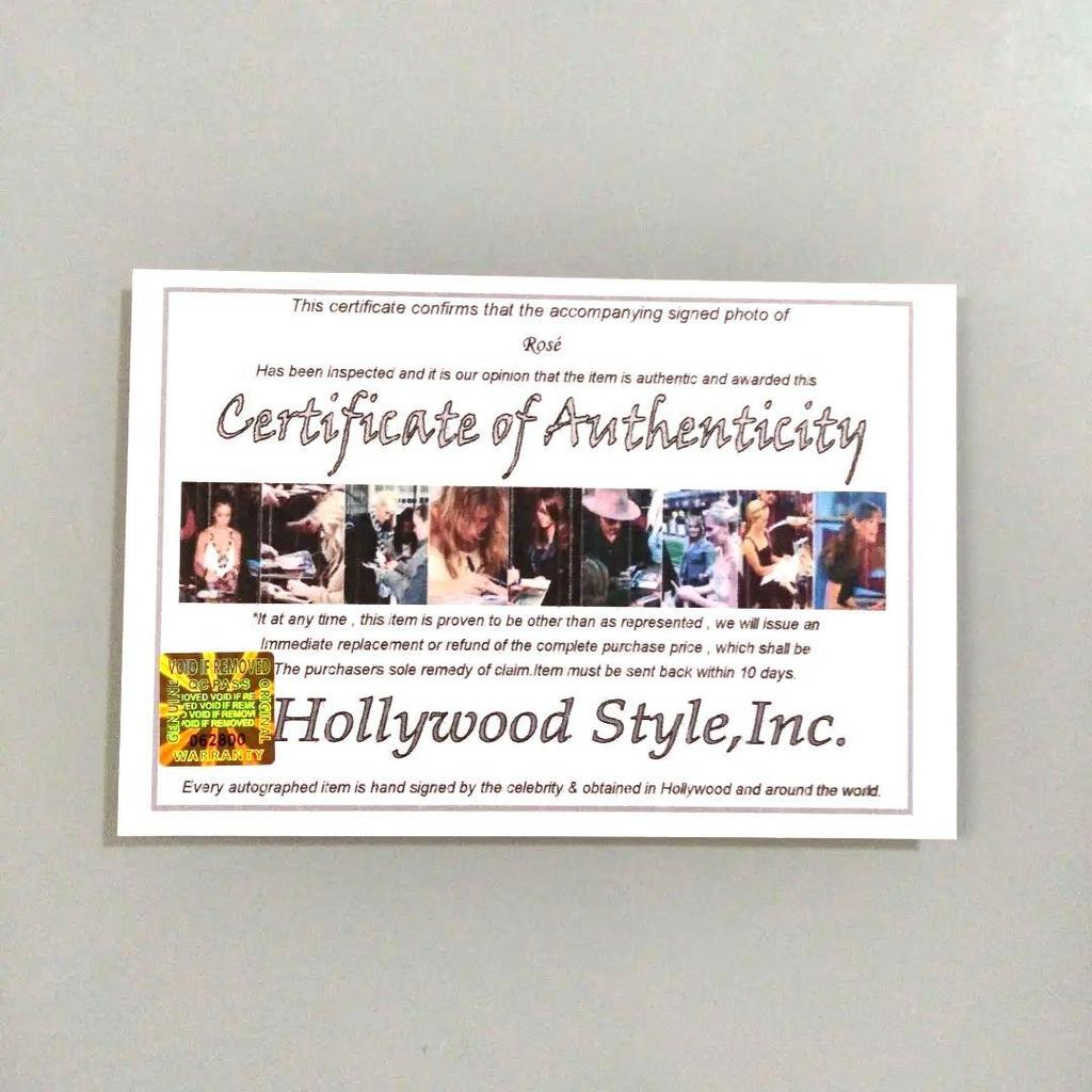 [USED] Rose autographed 2L size photo…BLACKPINK…Rose…18