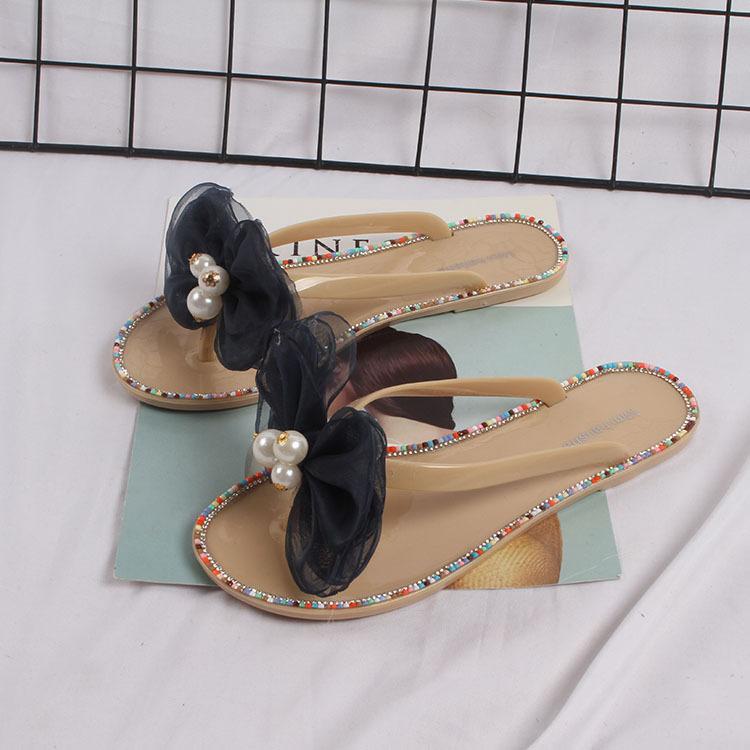 Ladies New Slippers Summer Flip Flops Outer Wear Colorful Diamond Butterfly Flat Bottom Beach Sandals Fashionable and Convenient