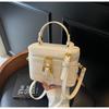 Niche high-end portable bucket bag contrasting color women's new fashion popular shoulder messenger bag