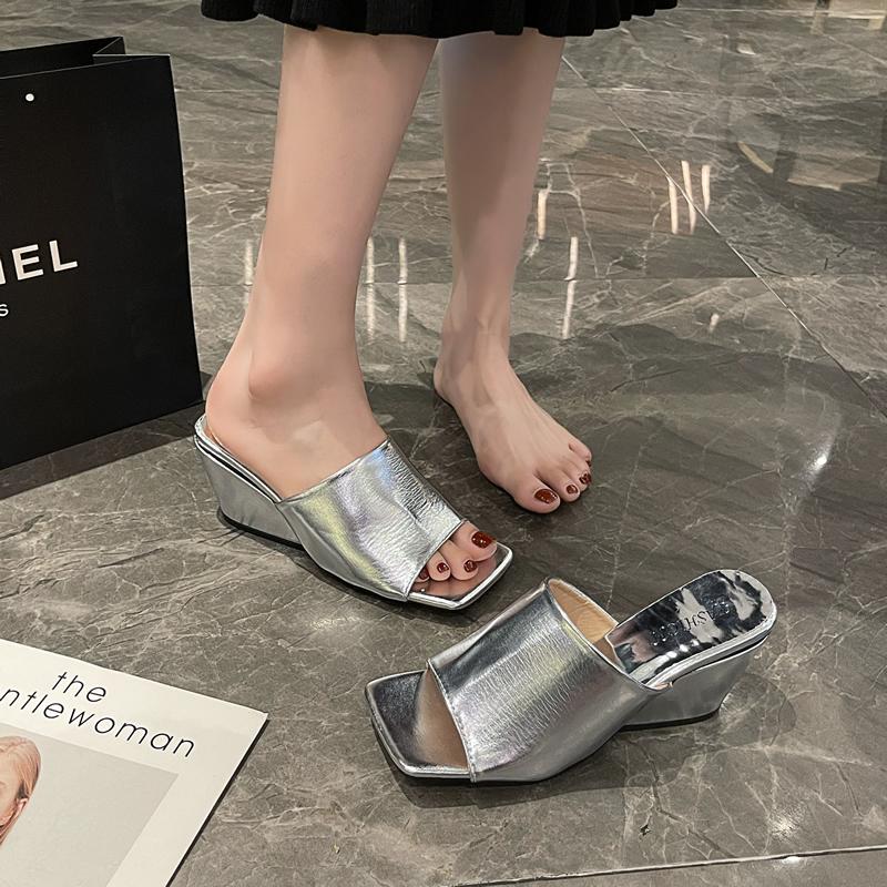 2024 Summer Silver Open Toe Women Slippers Fashion Elegant Slides Shoes Ladies New Arrival Outdoor Dress Wedges Heel Sandalias