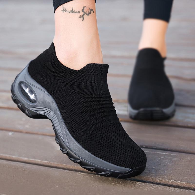 Cross-Border Plus Size Breathable Flyknit Sock Sneakers - Women's Trendy, Lightweight, Elastic Sports Shoes for Spring & Autumn