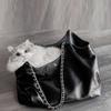 Große Kapazität Tote Bag, Schwarz, Modische Hobo Schultertasche mit Ketten-Detail, Nicht waschbar, Kein Verschluss, Kantenfarbe Nein