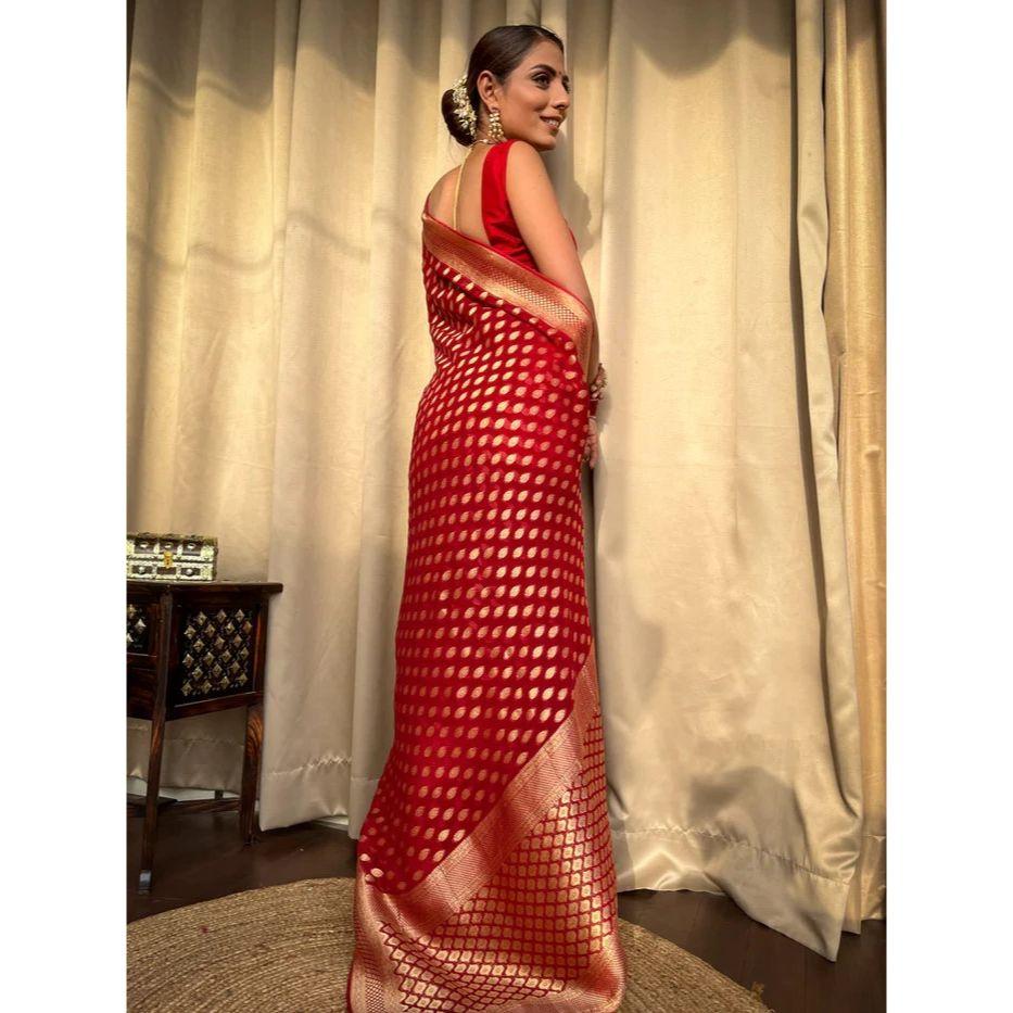 Stylish Unick Weeding Wear and Party Wear Saree for Women ,Blouse (Need To Be Stitched As Per Size And Fit)