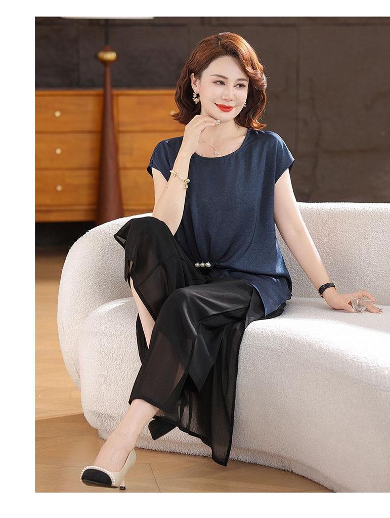 Summer Clothing Set 2026: Stylish Short-Sleeved Top & Fashionable Two-Piece for Young and Middle-Aged Women