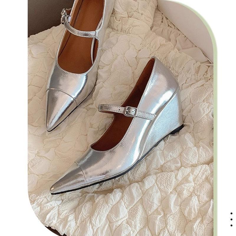 Beautiful temperament small silver high heels women's 2025 new spring special-shaped heel pointed retro wedge heel Mary Jane single shoes