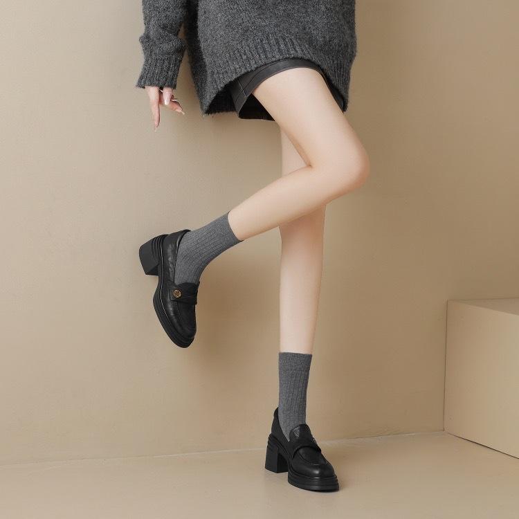 Soft leather version~ British style small leather shoes are versatile and beautiful, camellia thick heel small high heel single shoes, loafers