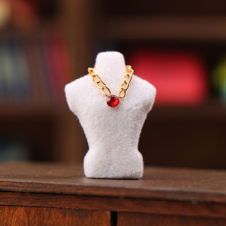 Realistic Miniature Doll House Jewelry Stand Model With Flocking Finish and Necklace for 1/24 Antique Cabinet Decors