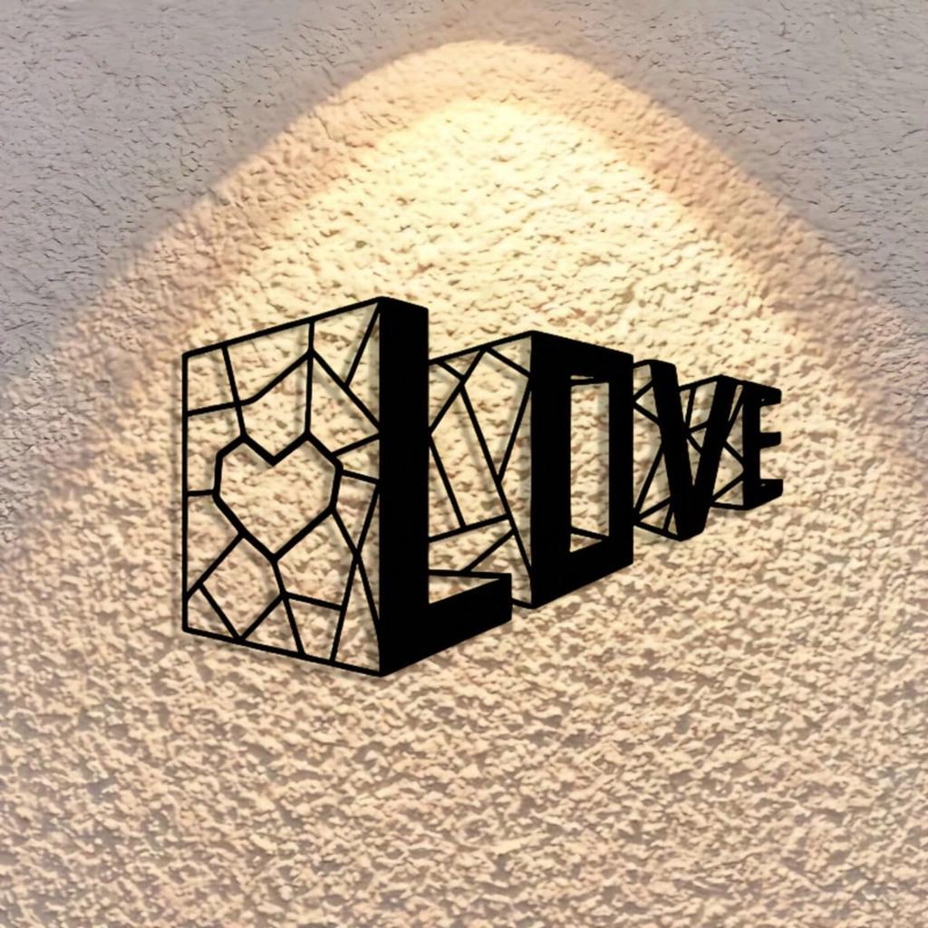 Iron Love Wall Art Metal Plaque Romantic Gift Home Decor Valentine