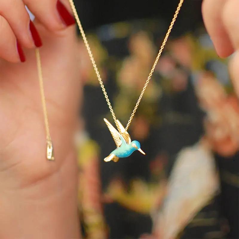 

Huitan Blue Green Enamel Bird Necklace for Women Color Gold Plated Cute Bird Pendant Necklace Gift Unique Wedding Jewelry