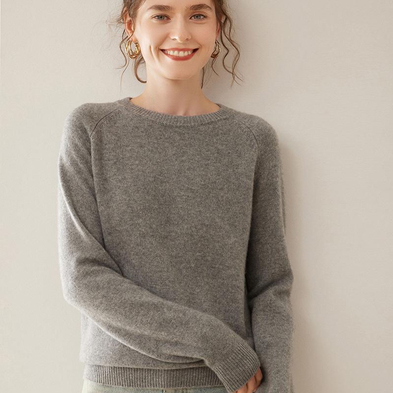 Women's Thick Cashmere Round Neck Raglan Sweater - Slim Fit, Soft Knit for Autumn/Winter