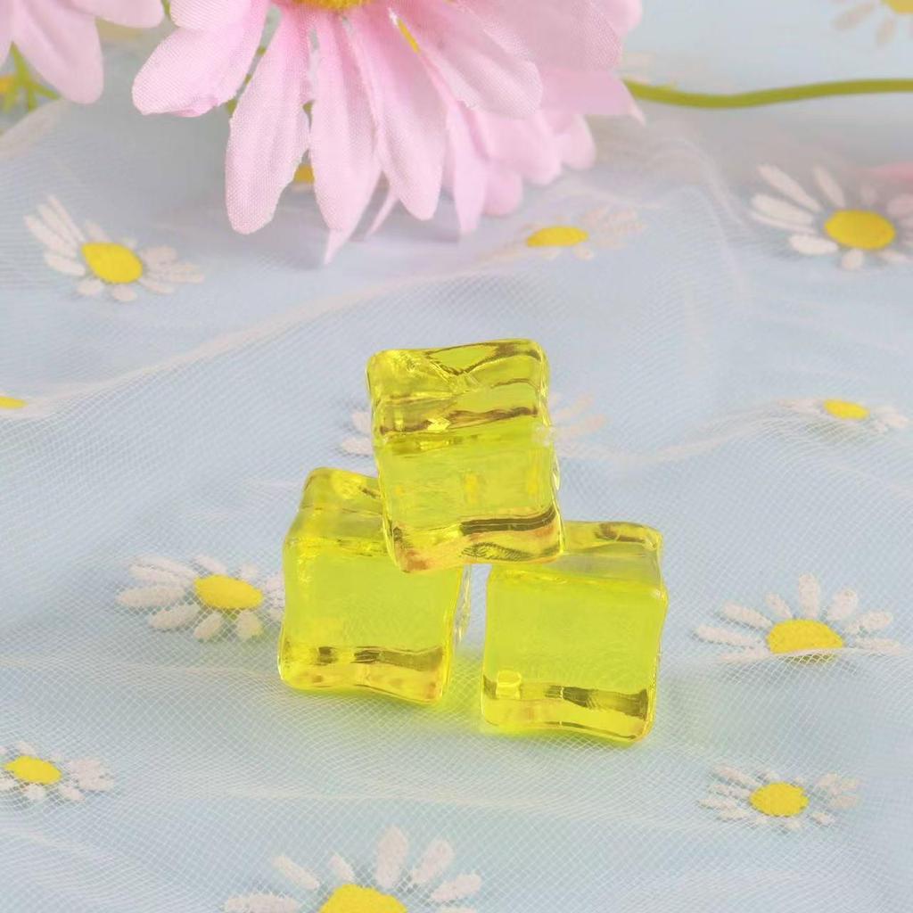 Trendy Simulation Transparent Colored Ice Cube Phone Case Keychain with Crushed Ice DIY Micro Landscape Decor