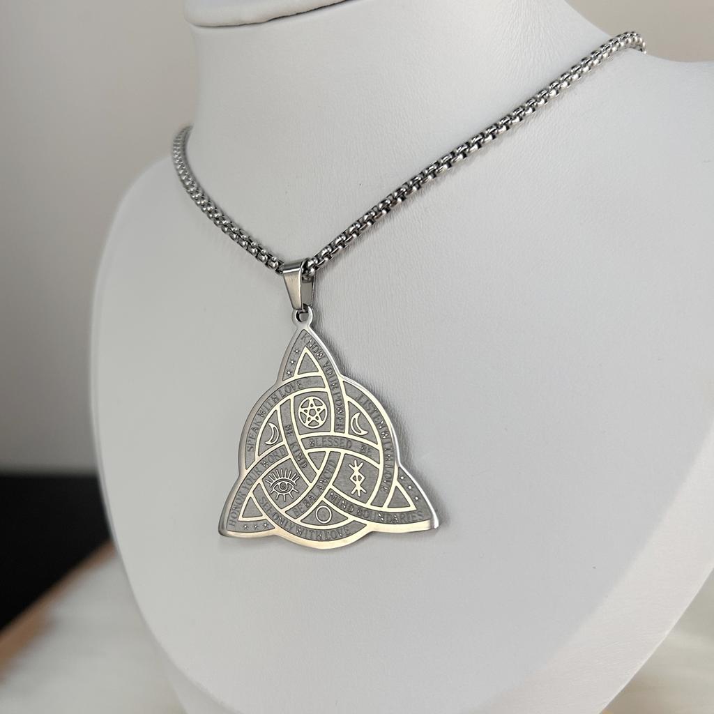 A Stylish and Simple Celtic Knot Pattern Five-pointed Star Triple Moon Necklace Stainless Steel Necklace for Men and Women