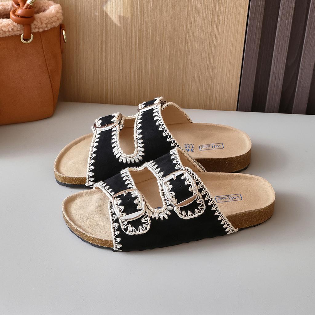 French Thick-soled Retro One-word Slippers Women's 2025 Summer New Double-buckle Sandals Outer Wear Breathable One-word Slippers