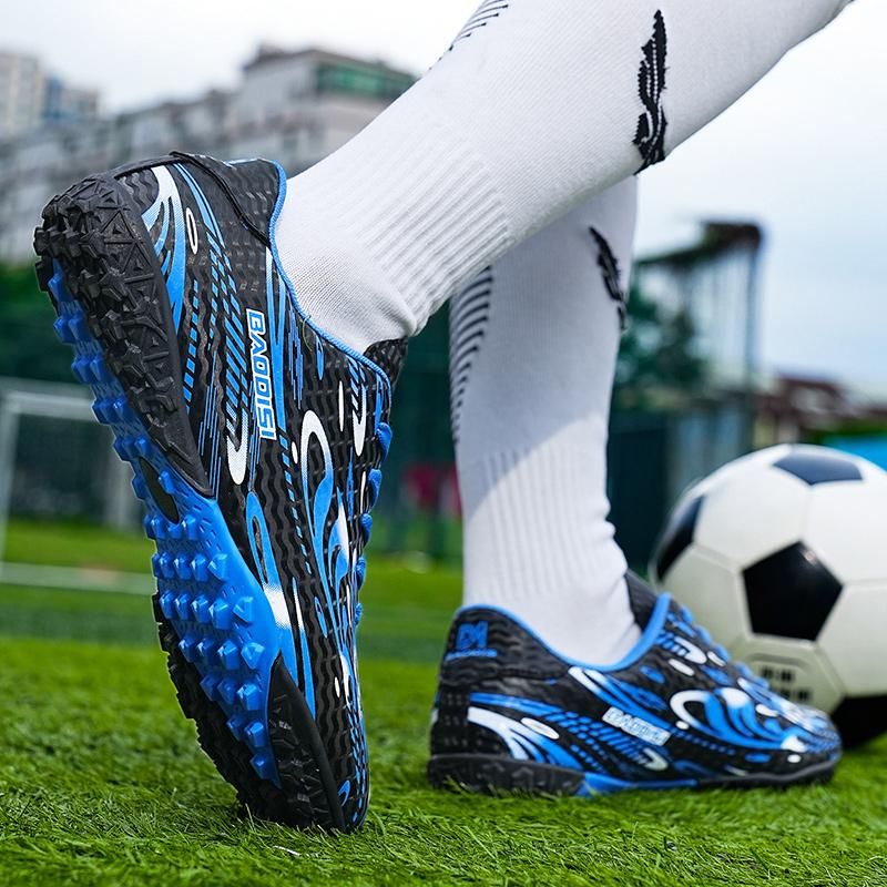 31-44  Kids Football Shoes Shock Absorption Anti-skid and Wear-resistant Long Spike Outdoor Sports Training Football Shoes