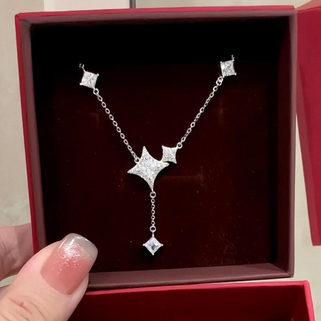 Brilliant Stars Zircon Pendant Necklace - Luxury Clavicle Chain for Women