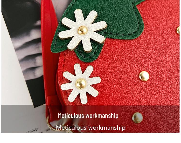 2025 Summer Korean-Style Girls' Crossbody Bag - Cute Strawberry Fashion Accessory for Little Girls