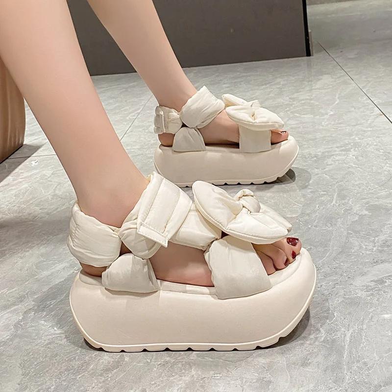 Fashion 2025 Summer Women's Kawaii Muffin Shoes Fashion Ladies 7CM Thick Soled Casual Sandals Casual Beach Shoes Female Jelly Shoes
