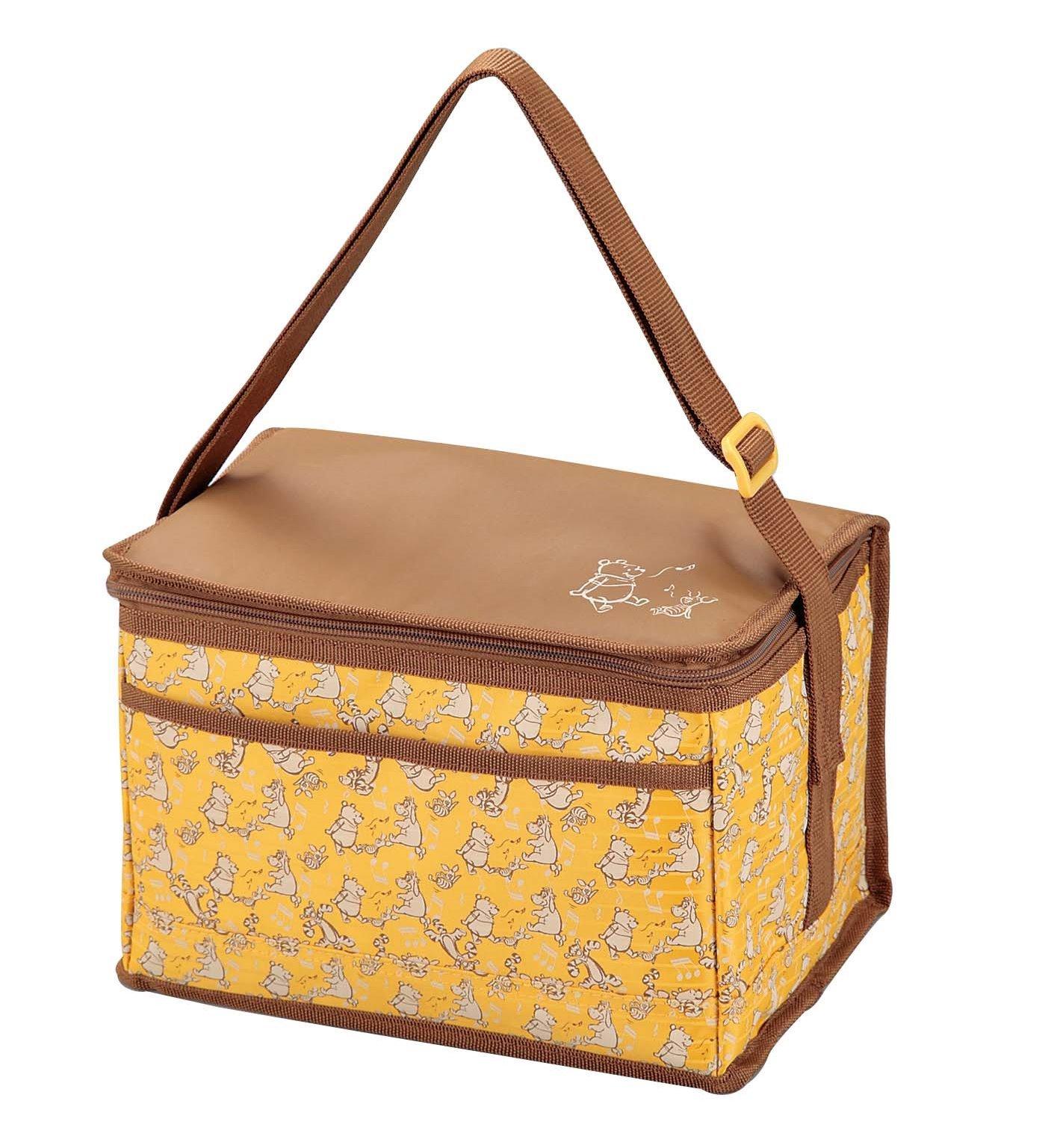 

Captain Stag Disney Cooler Bag 6L Winnie the Brown Pooh/Song MA-4028