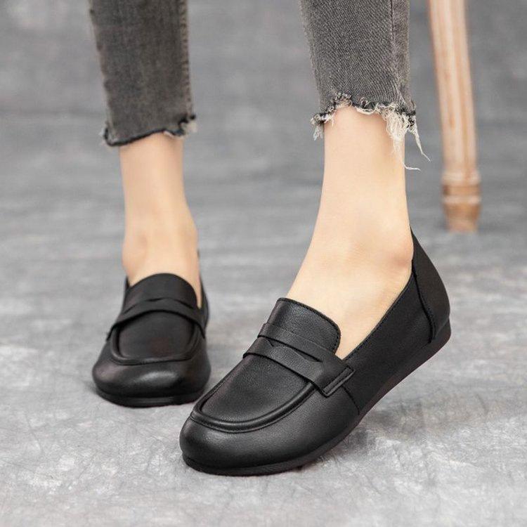 

Niche retro beef tendon soft sole comfortable single shoes women s 2025 spring new fashionable versatile round head mother small leather shoes 35