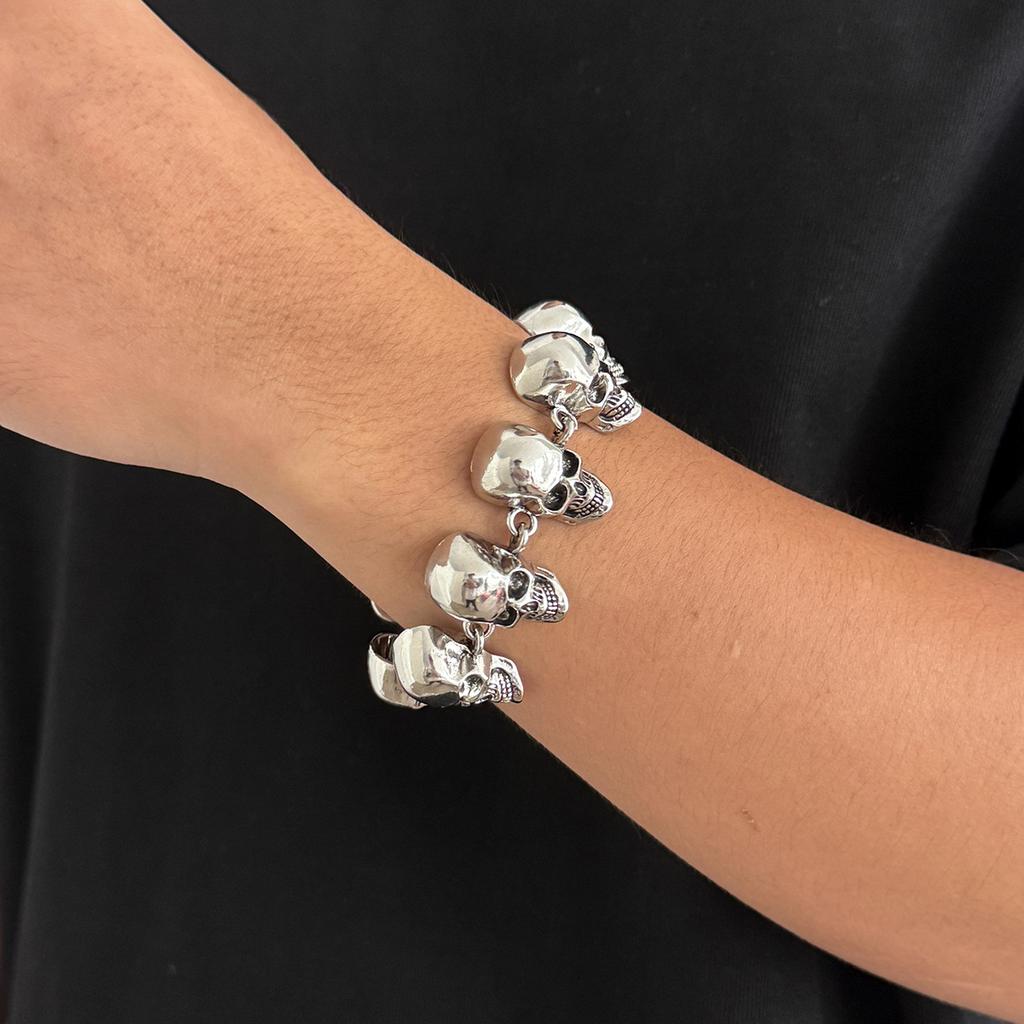 Übertriebenes großes Totenkopf-Armband für Männer Hip Hop Persönlichkeit Retro Halloween Armband Herrenarmband Hand Schmuck