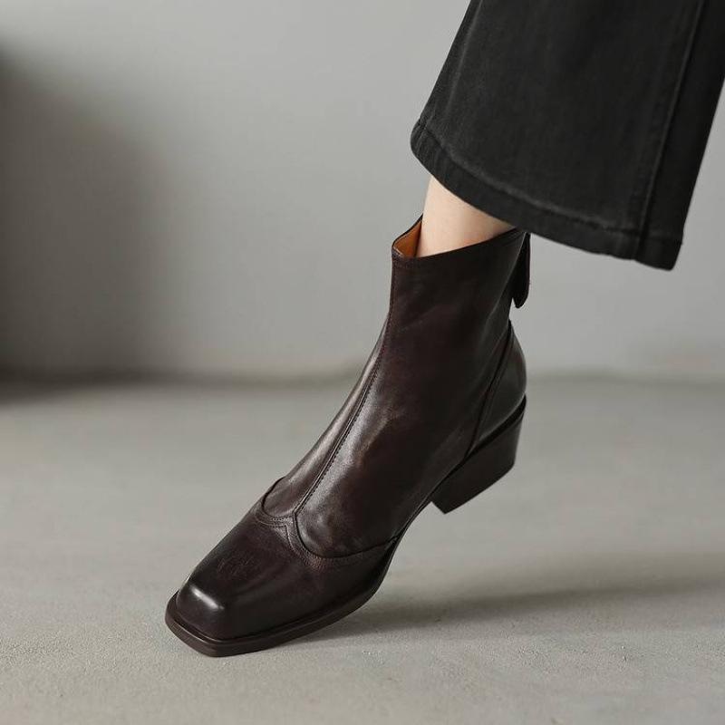 

New leather large size medium boots comfortable rear zipper square head women s boots autumn and winter cowhide versatile square head Martin boots 40